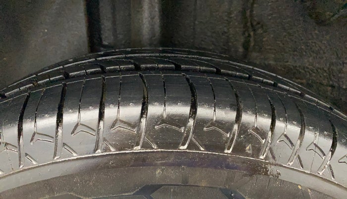 2021 Tata ALTROZ XT I-TURBO PETROL, Petrol, Manual, 63,245 km, Right Rear Tyre Tread
