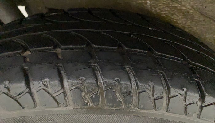 2014 Maruti Wagon R 1.0 LXI CNG, CNG, Manual, 42,080 km, Right Rear Tyre Tread