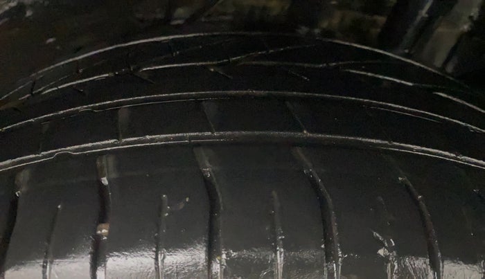 2023 Tata NEXON XZA PLUS SUNROOF PETROL, Petrol, Automatic, 44,713 km, Left Rear Tyre Tread