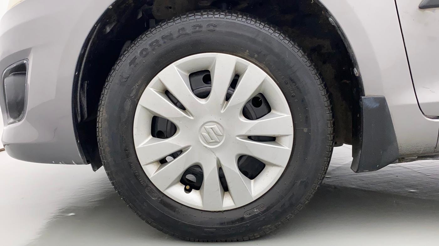 2014 Maruti Swift Dzire VXI, Petrol, Manual, 32,258 km, Left Front Wheel