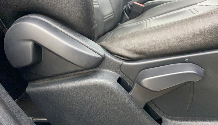2017 Ford Ecosport TREND + 1.5L PETROL AT, Petrol, Automatic, 1,01,220 km, Driver Side Adjustment Panel