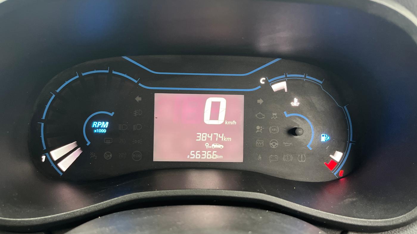 2020 Renault Kwid RXT 1.0 (O), Petrol, Manual, 38,473 km, Odometer Image