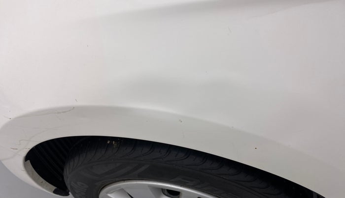 2014 Hyundai i20 MAGNA (O) 1.2, Petrol, Manual, 1,19,759 km, Left fender - Slightly dented