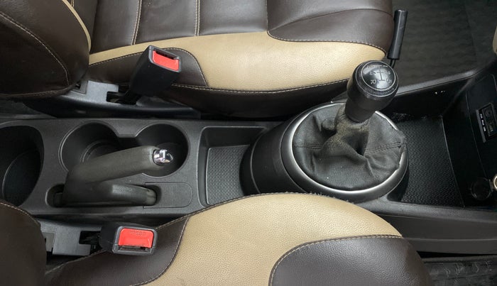 2014 Hyundai i20 MAGNA (O) 1.2, Petrol, Manual, 1,19,759 km, Gear Lever