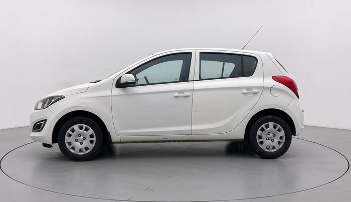 2014 Hyundai i20 MAGNA (O) 1.2, Petrol, Manual, 1,19,759 km, Left Side