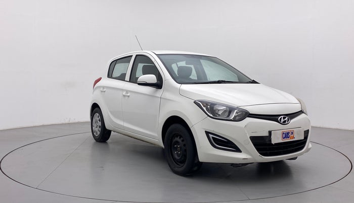 2014 Hyundai i20 MAGNA (O) 1.2, Petrol, Manual, 1,19,759 km, Right Front Diagonal