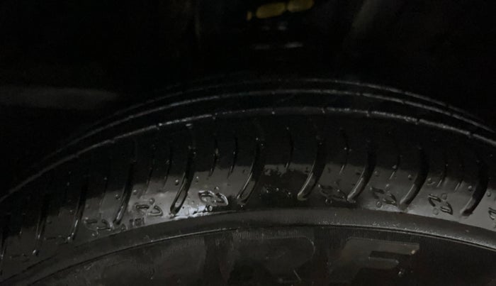 2024 Nissan MAGNITE Visia B4D 1.0 Petrol MT, Petrol, Manual, 3,930 km, Right Front Tyre Tread