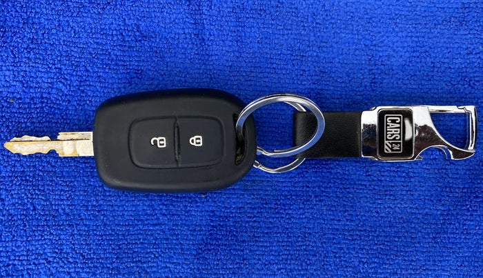 2021 Renault Kwid RXT 1.0 (O), Petrol, Manual, 26,757 km, Key Close Up