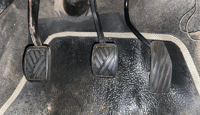 2013 Maruti Wagon R 1.0 LXI, Petrol, Manual, 73,442 km, Pedals