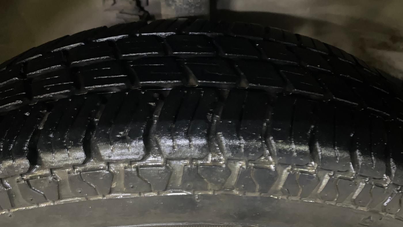 2013 Maruti Wagon R 1.0 LXI, Petrol, Manual, 73,442 km, Right Front Tyre Tread