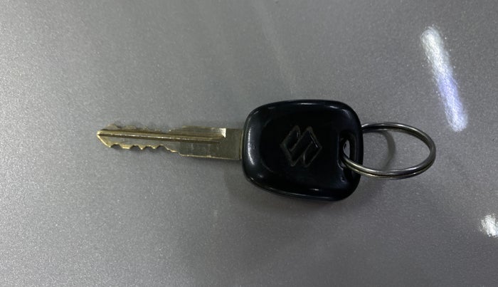 2013 Maruti Wagon R 1.0 LXI, Petrol, Manual, 73,442 km, Key Close Up