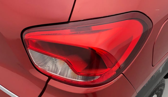 2017 Renault Kwid RXT 0.8, Petrol, Manual, 36,301 km, Right tail light - Minor scratches
