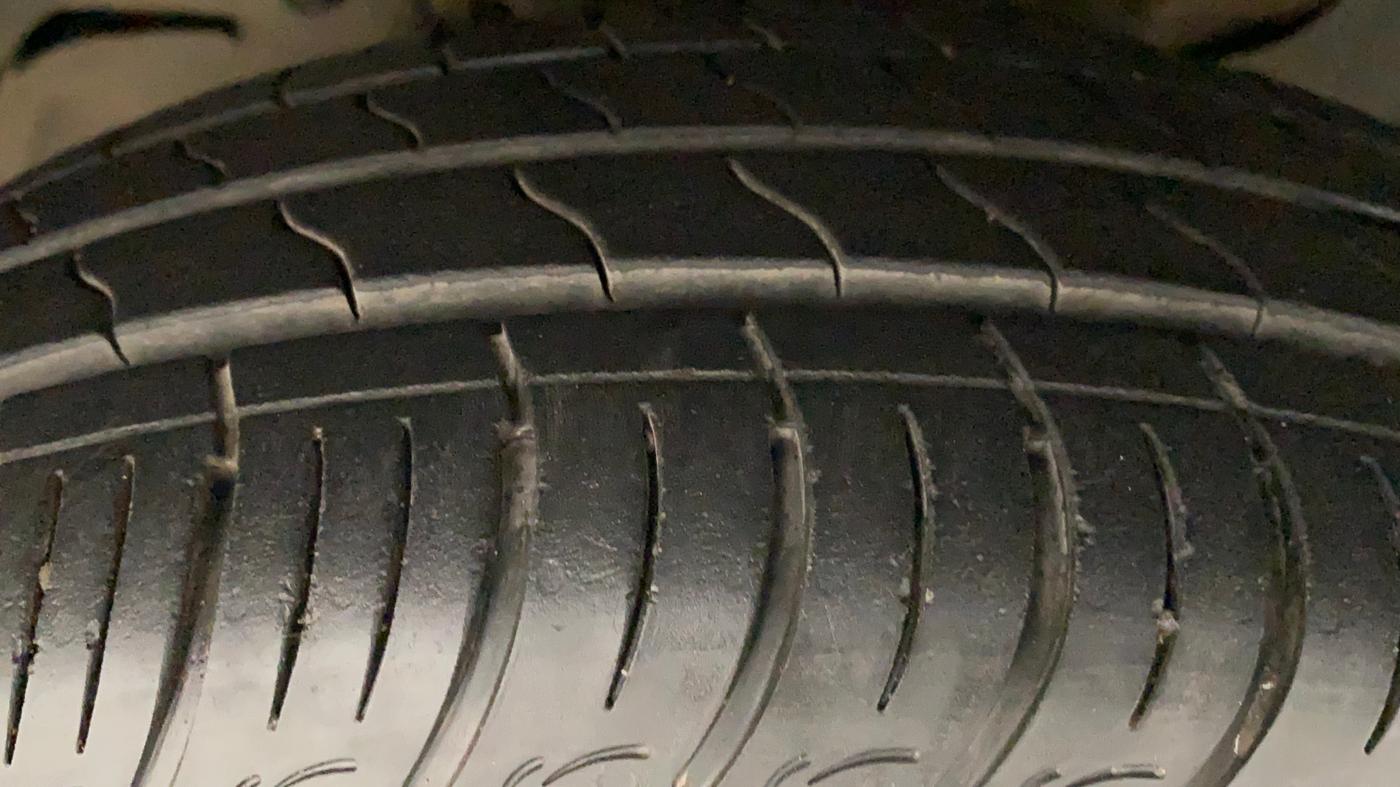 2018 Tata Tiago XZA PETROL, Petrol, Automatic, 49,334 km, Left Front Tyre Tread