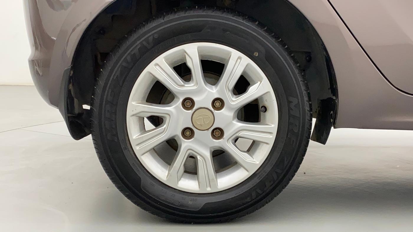 2018 Tata Tiago XZA PETROL, Petrol, Automatic, 49,334 km, Right Rear Wheel
