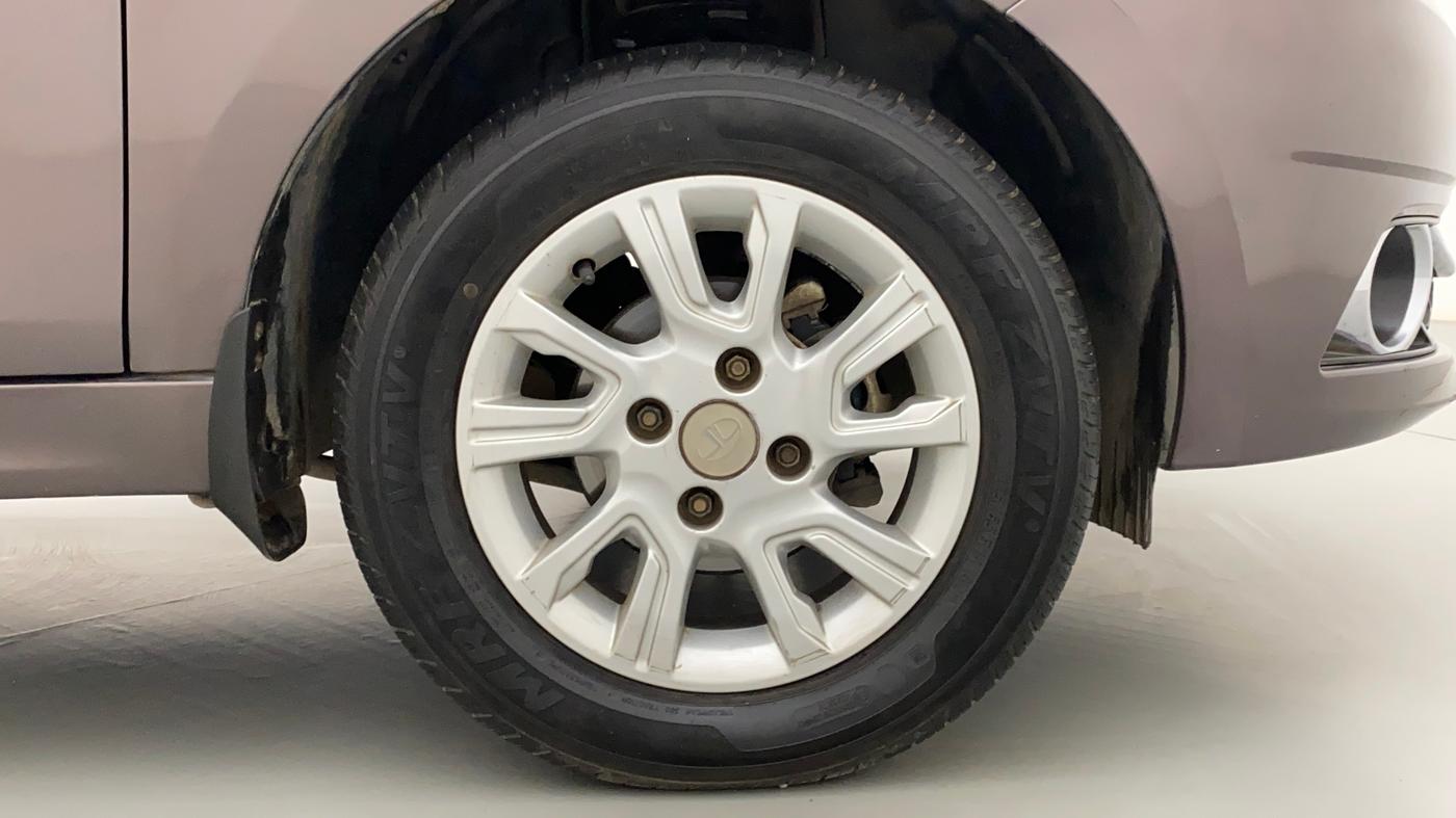 2018 Tata Tiago XZA PETROL, Petrol, Automatic, 49,334 km, Right Front Wheel