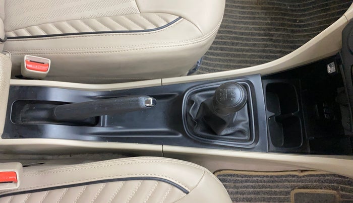 2022 Maruti Ciaz SIGMA 1.5 SHVS MT  PETROL, Petrol, Manual, 33,143 km, Gear Lever