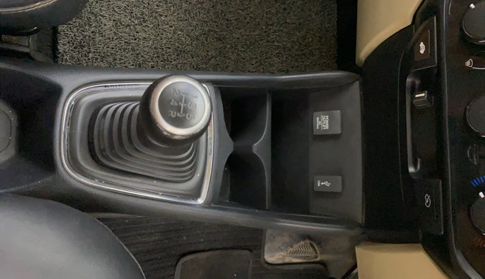 2020 Honda Amaze 1.2L I-VTEC S, Petrol, Manual, 83,828 km, Gear Lever