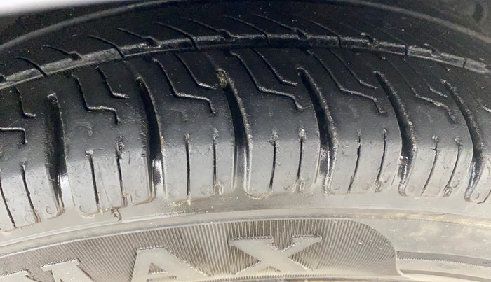 2015 Hyundai Grand i10 ASTA AT 1.2 KAPPA VTVT, Petrol, Automatic, 57,674 km, Right Front Tyre Tread