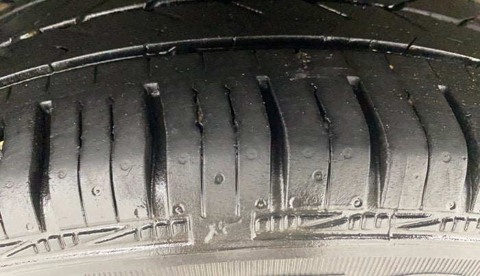 2015 Hyundai Grand i10 ASTA AT 1.2 KAPPA VTVT, Petrol, Automatic, 57,674 km, Right Rear Tyre Tread