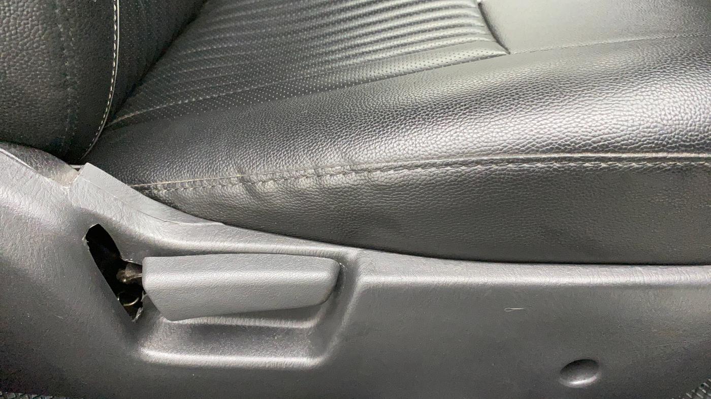 2016 Maruti Alto K10 VXI P, Petrol, Manual, 15,578 km, Driver Side Adjustment Panel