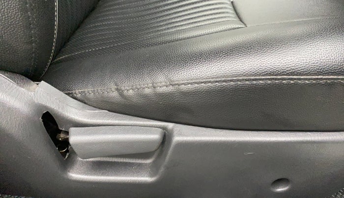 2016 Maruti Alto K10 VXI P, Petrol, Manual, 15,578 km, Driver Side Adjustment Panel