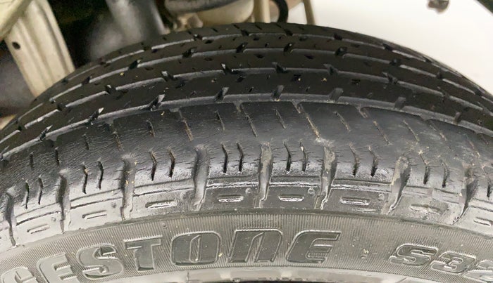 2016 Maruti Alto K10 VXI P, Petrol, Manual, 15,578 km, Right Rear Tyre Tread