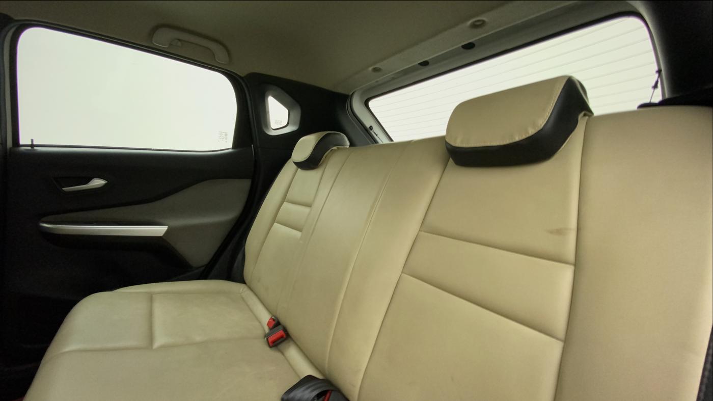 2021 Nissan MAGNITE XL, Petrol, Manual, 37,014 km, Right Side Rear Door Cabin