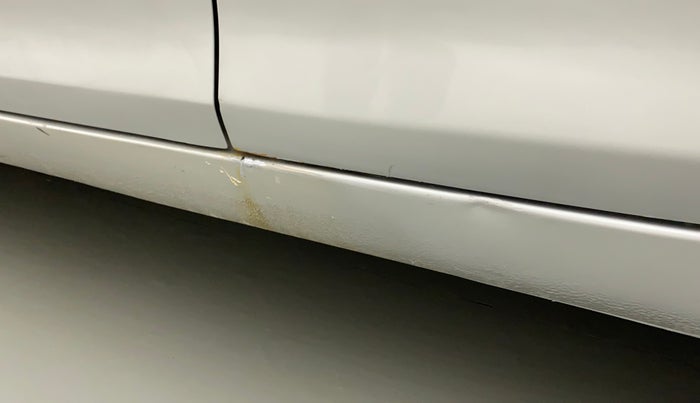 2012 Maruti Swift Dzire VXI, Petrol, Manual, 64,687 km, Left running board - Slightly dented