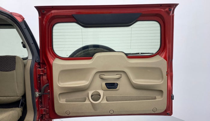 2016 Mahindra TUV300 T8, Diesel, Manual, 52,342 km, Boot Door Open