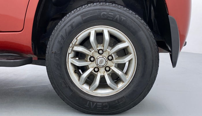 2016 Mahindra TUV300 T8, Diesel, Manual, 52,342 km, Left Rear Wheel