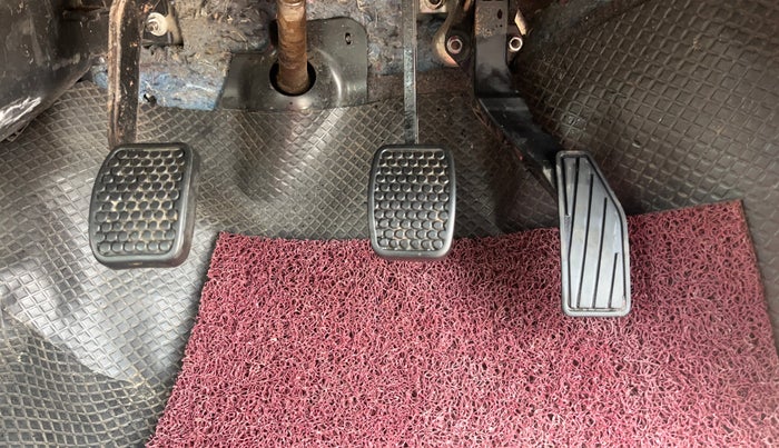 2017 Maruti Alto 800 LXI, Petrol, Manual, 57,731 km, Pedals