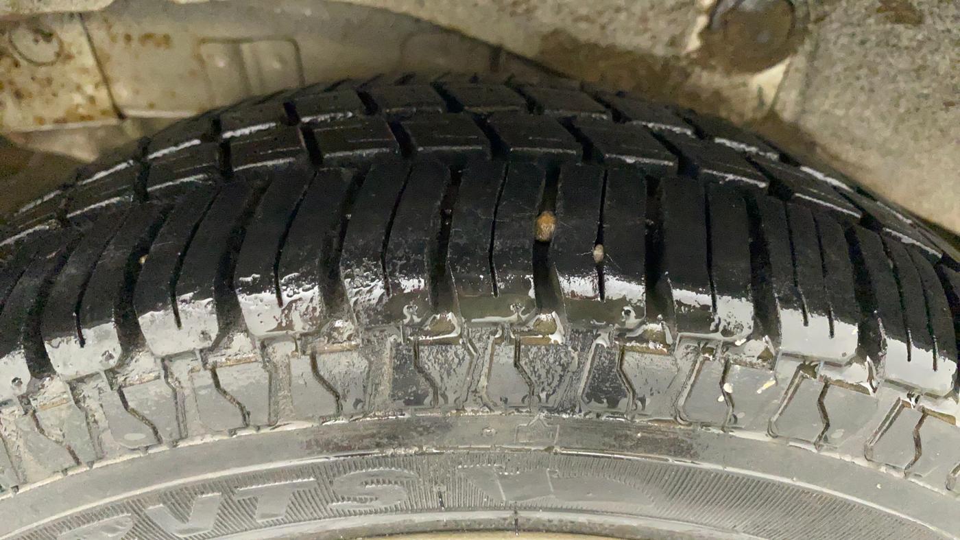 2011 Hyundai Santro Xing GLS, Petrol, Manual, 33,360 km, Right Rear Tyre Tread
