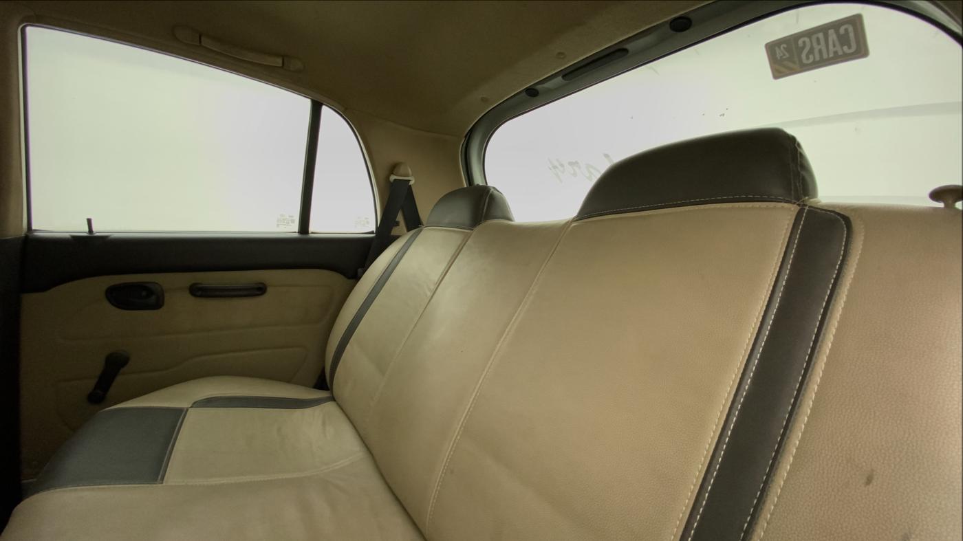 2011 Hyundai Santro Xing GLS, Petrol, Manual, 33,360 km, Right Side Rear Door Cabin