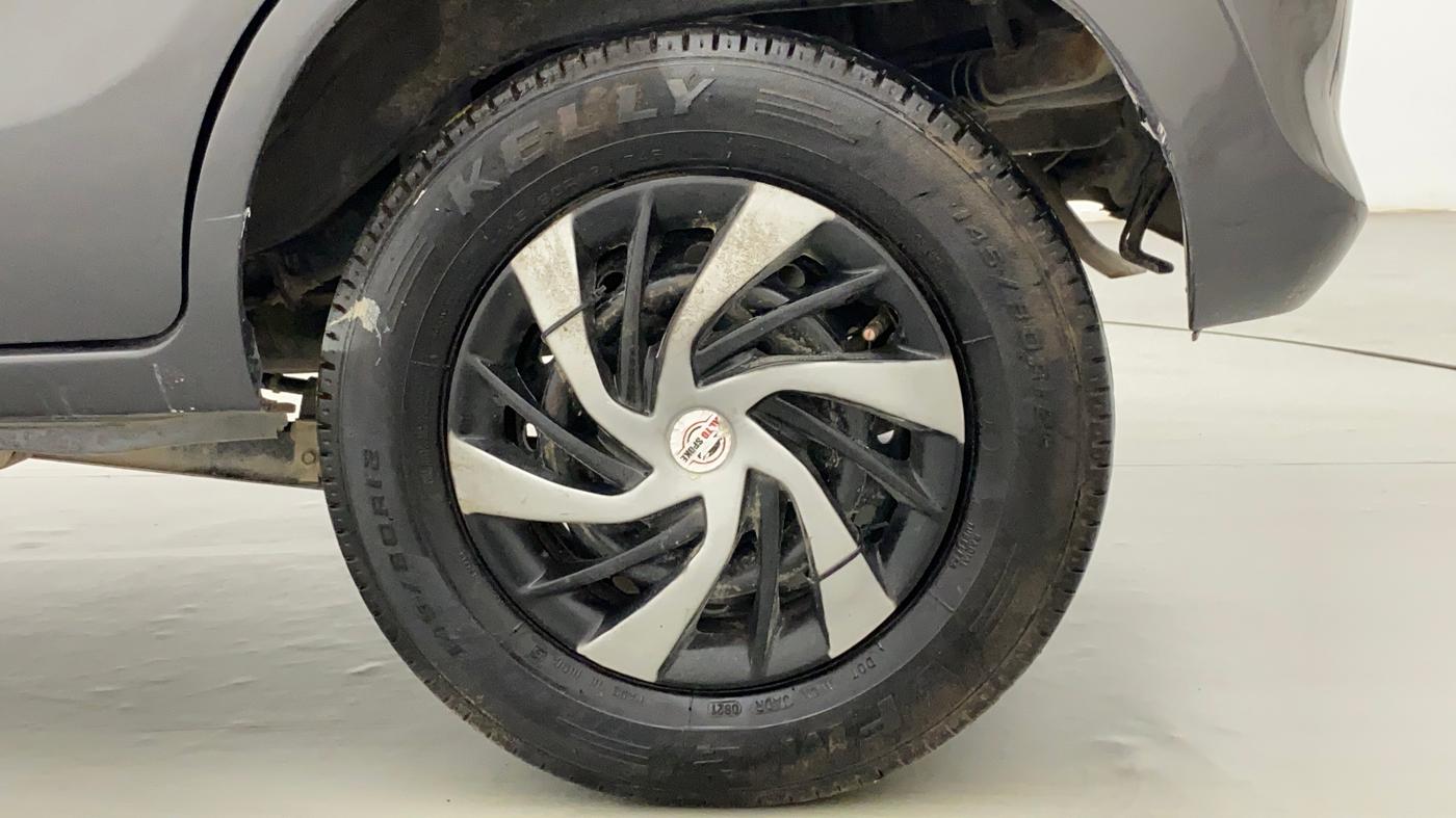 2015 Maruti Alto 800 LXI, Petrol, Manual, 54,535 km, Left Rear Wheel