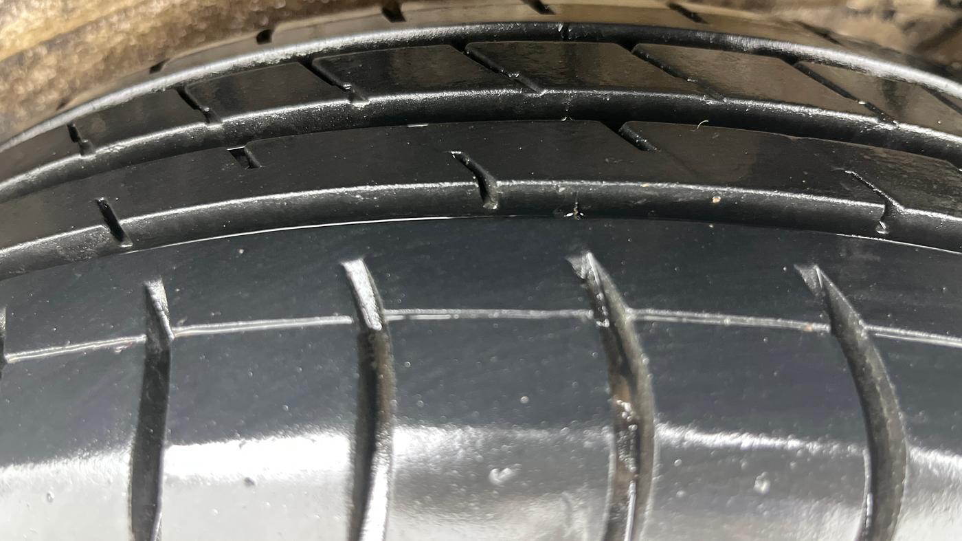 2014 Maruti Wagon R 1.0 VXI, Petrol, Manual, 78,110 km, Left Rear Tyre Tread