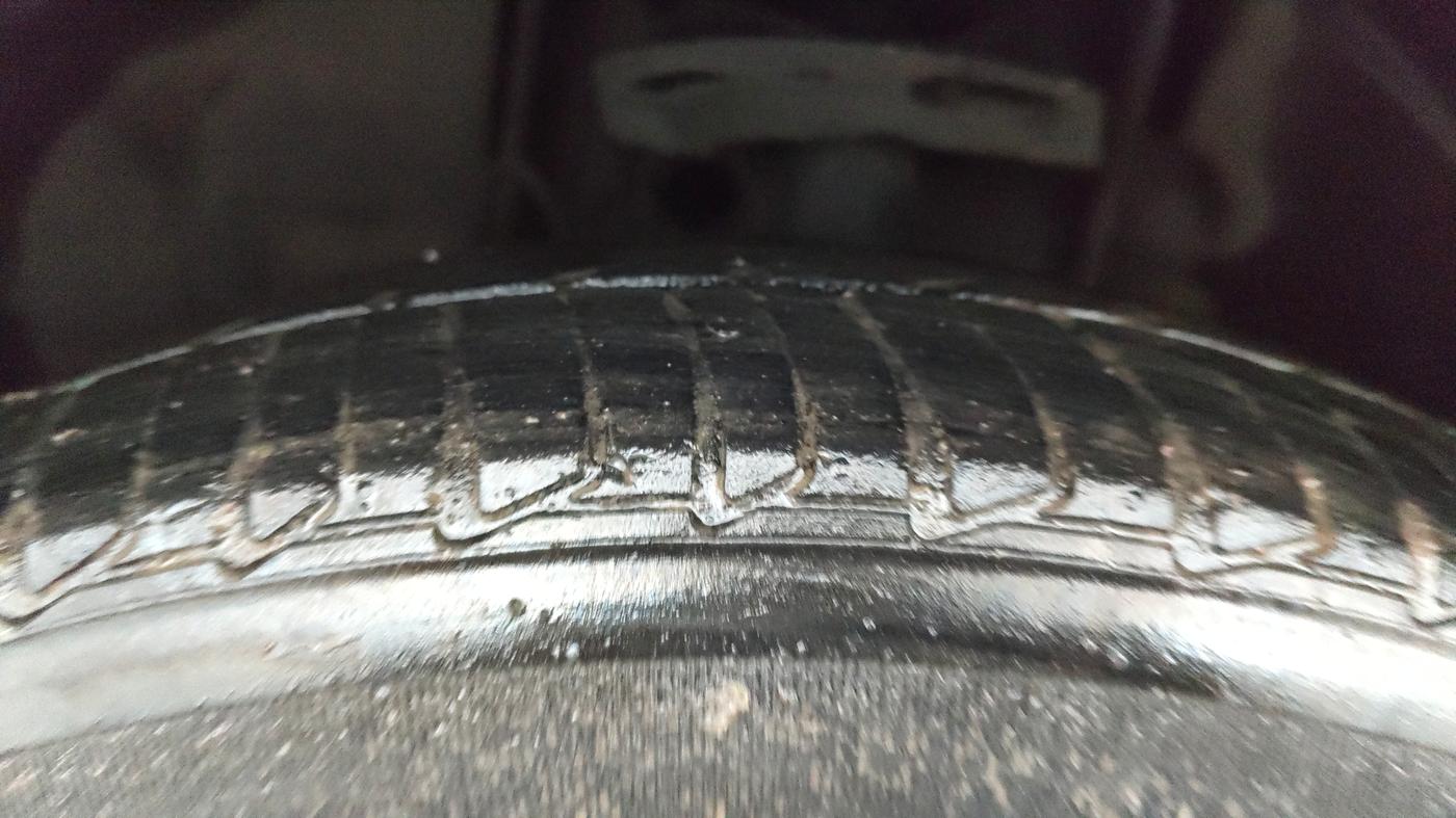 2019 Tata TIGOR XZA PLUS PETROL, Petrol, Automatic, 26,820 km, Left Front Tyre Tread