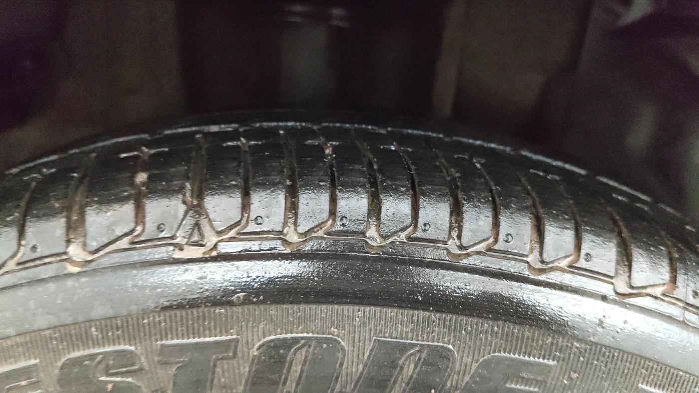 2019 Tata TIGOR XZA PLUS PETROL, Petrol, Automatic, 26,820 km, Right Rear Tyre Tread
