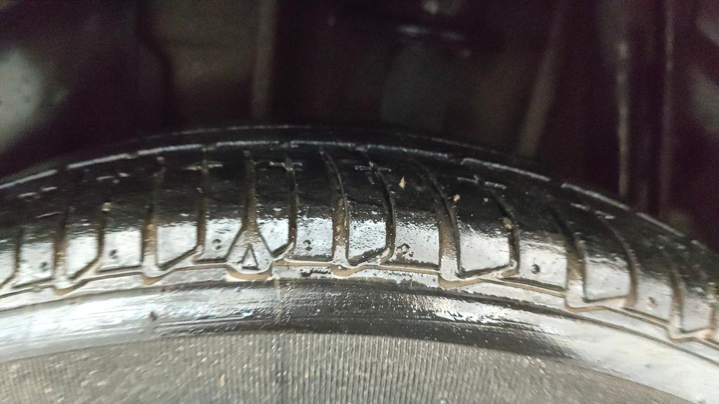 2019 Tata TIGOR XZA PLUS PETROL, Petrol, Automatic, 26,820 km, Left Rear Tyre Tread