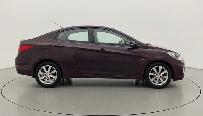 2012 Hyundai Verna FLUIDIC 1.6 VTVT SX, Petrol, Manual, 59,552 km, Right Side View