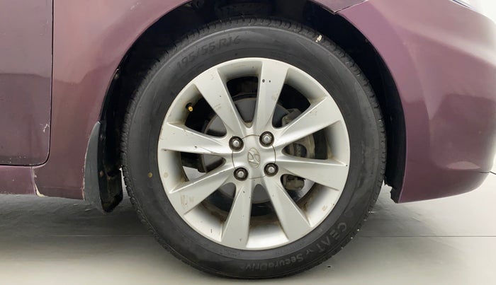 2012 Hyundai Verna FLUIDIC 1.6 VTVT SX, Petrol, Manual, 59,552 km, Right Front Wheel