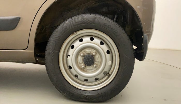 2013 Maruti Wagon R 1.0 LXI CNG, CNG, Manual, 59,303 km, Left Rear Wheel