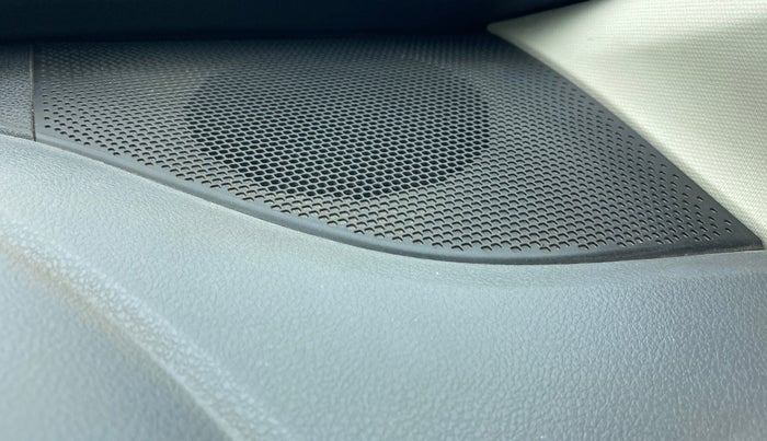 2019 Renault Kwid RXT 1.0 EASY-R AT OPTION, Petrol, Automatic, 23,174 km, Speaker