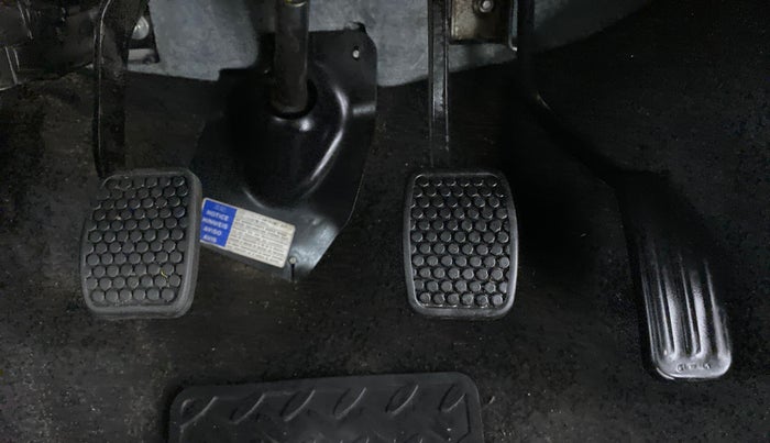 2016 Maruti Alto 800 LXI, Petrol, Manual, 41,150 km, Pedals