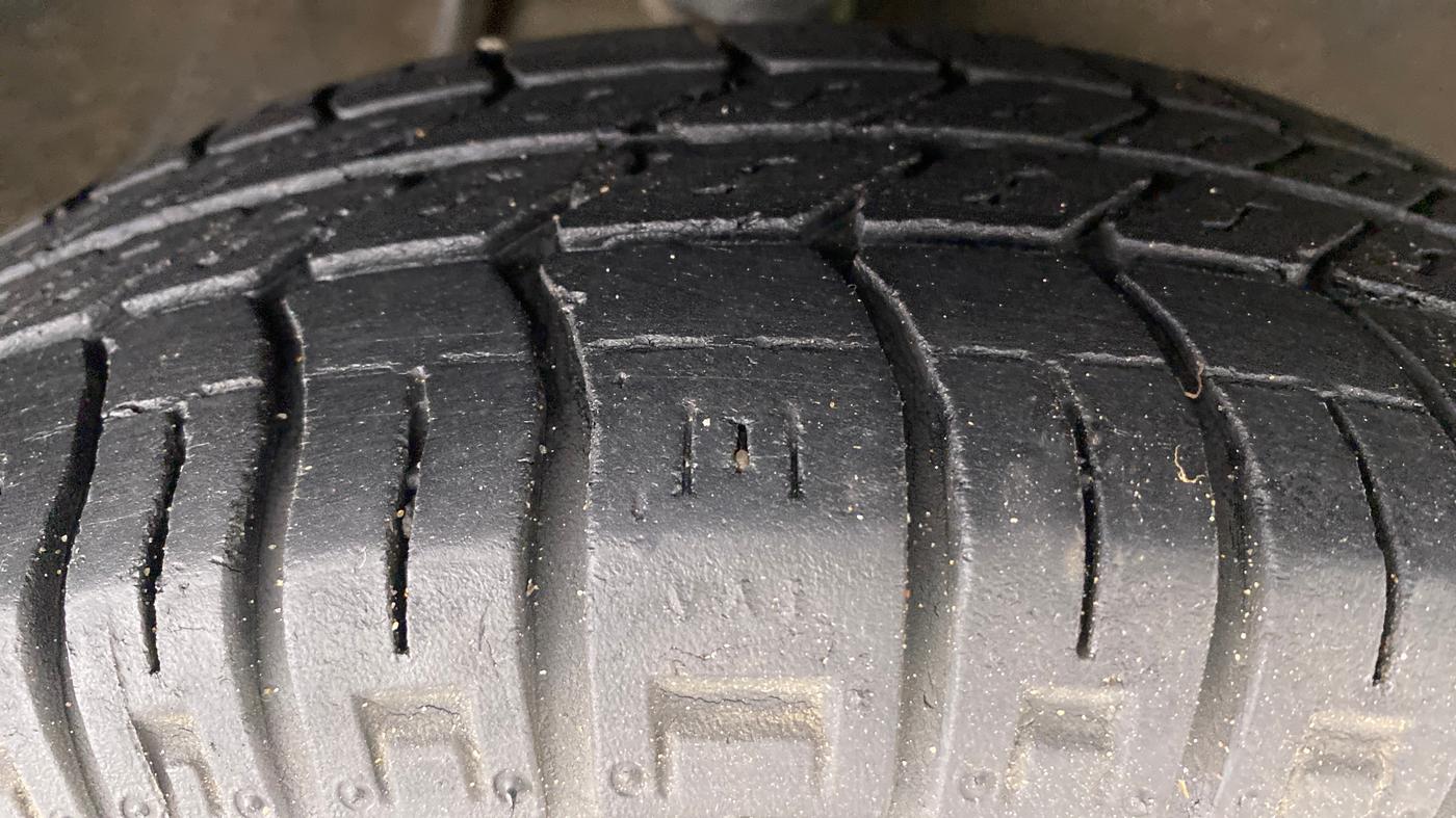 2016 Maruti Alto 800 LXI, Petrol, Manual, 41,150 km, Right Front Tyre Tread