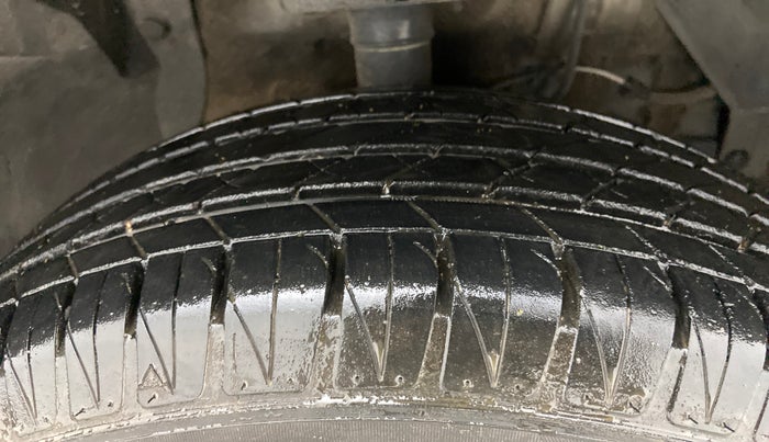 2022 Maruti Vitara Brezza ZXI PLUS AT SHVS, Petrol, Automatic, 7,475 km, Right Front Tyre Tread