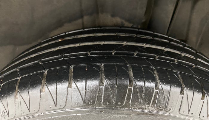 2022 Maruti Vitara Brezza ZXI PLUS AT SHVS, Petrol, Automatic, 7,475 km, Left Rear Tyre Tread