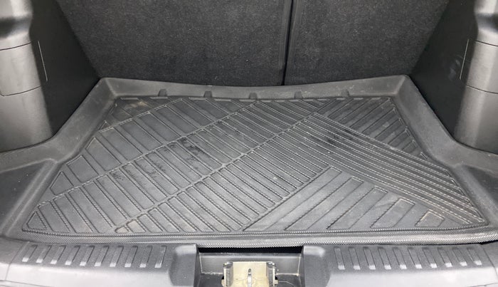 2022 Maruti Vitara Brezza ZXI PLUS AT SHVS, Petrol, Automatic, 7,475 km, Boot Inside