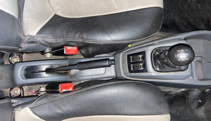 2014 Maruti Alto 800 LXI, Petrol, Manual, 82,985 km, Gear Lever