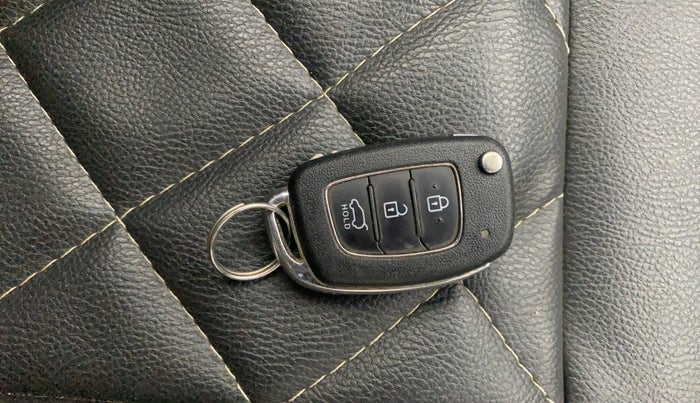 2015 Hyundai Elite i20 MAGNA 1.2, Petrol, Manual, 80,186 km, Key Close Up