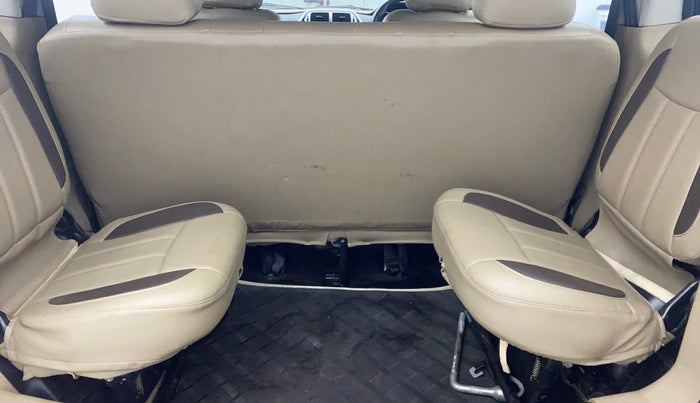 2017 Mahindra TUV300 T8 AMT, Diesel, Automatic, 1,02,809 km, Boot Inside